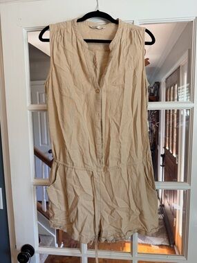 Old Navy Neutral Beige Linen Top